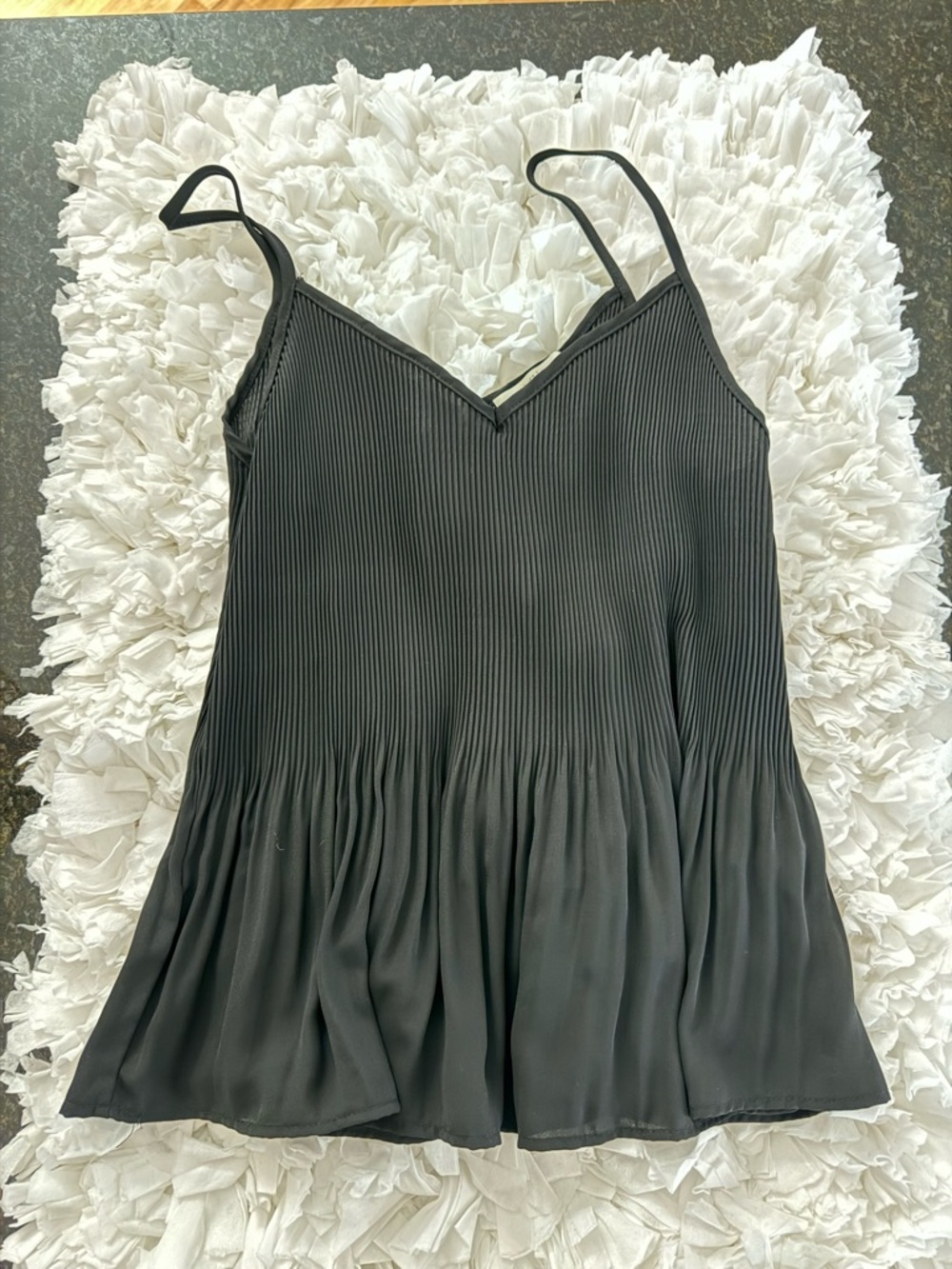 Women's Black Pleated V-Neck Spaghetti Strap Tank Top